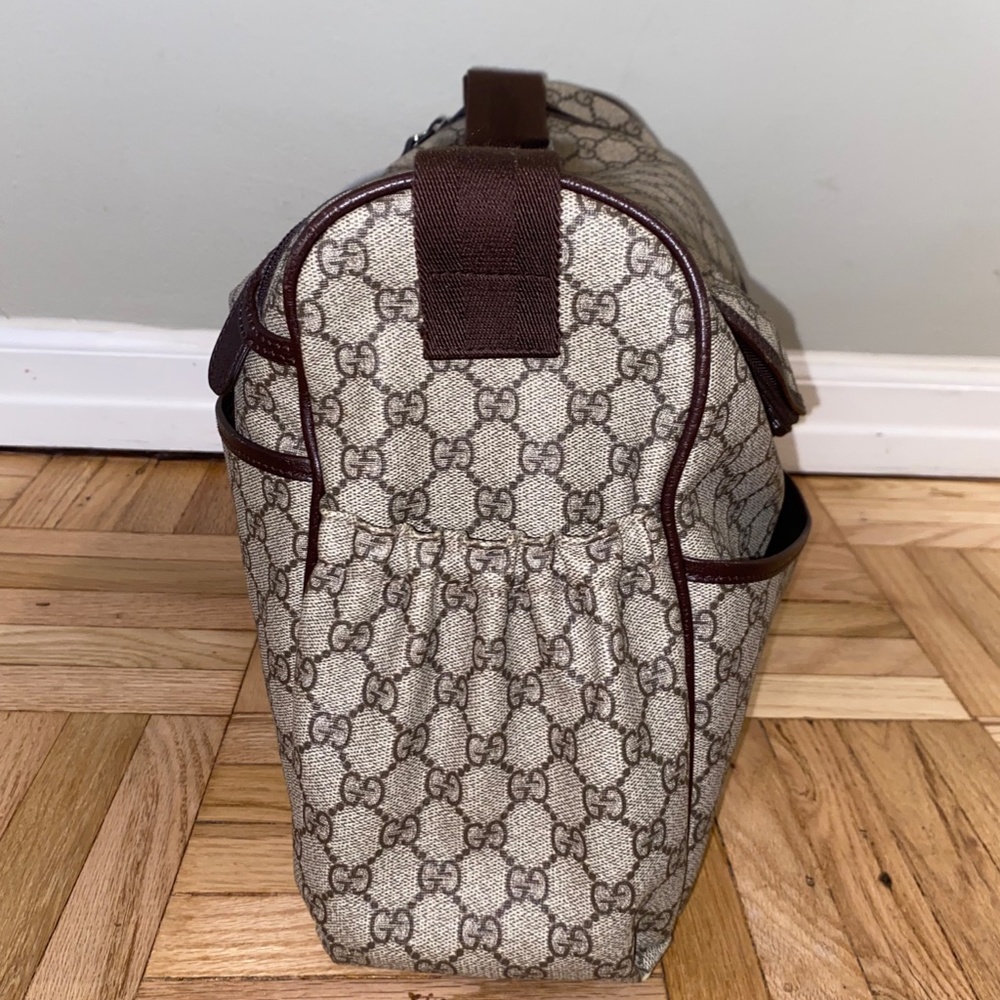 Gucci large monogram diaper bag - Picture 3 of 13